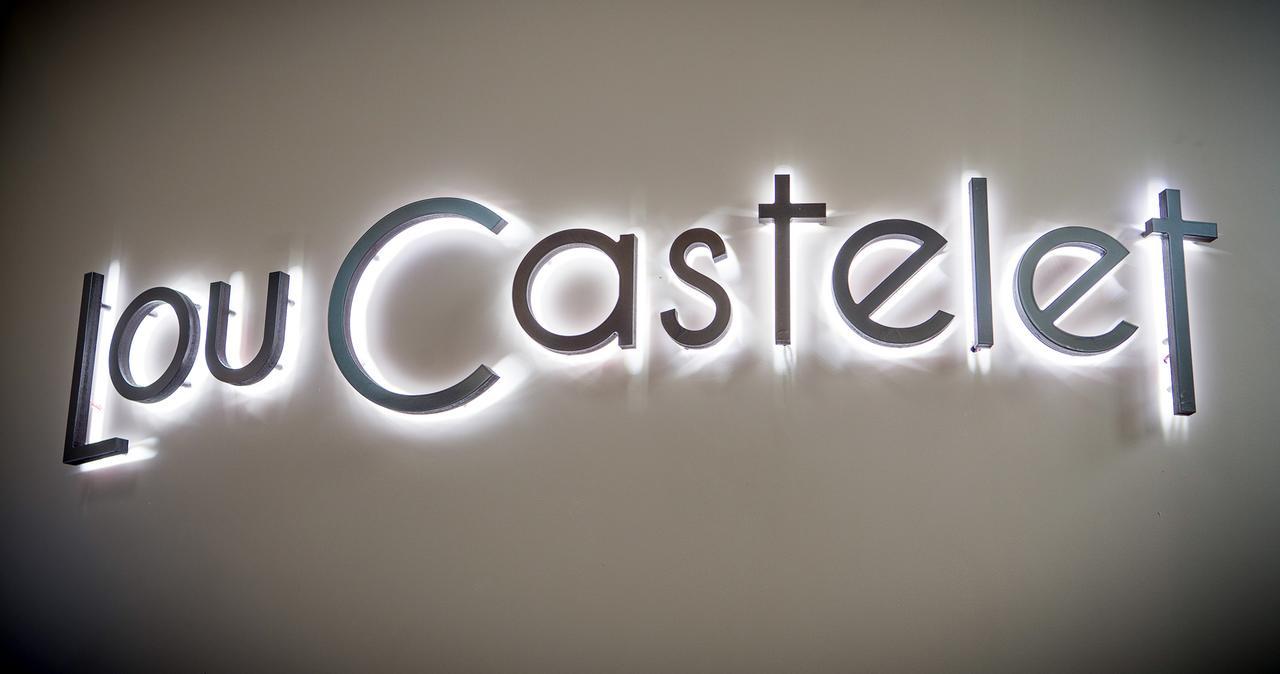Hotel Lou Castelet Carros Exteriör bild